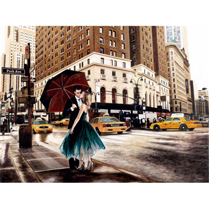 KISS IN PARK AVENUE